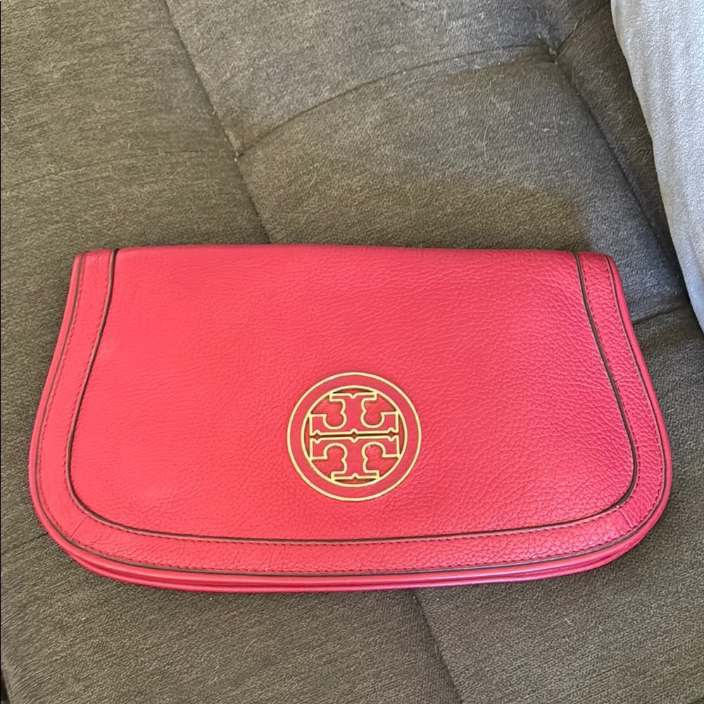 Tory Burch Amanda Clutch with Gold Logo and Flap Design